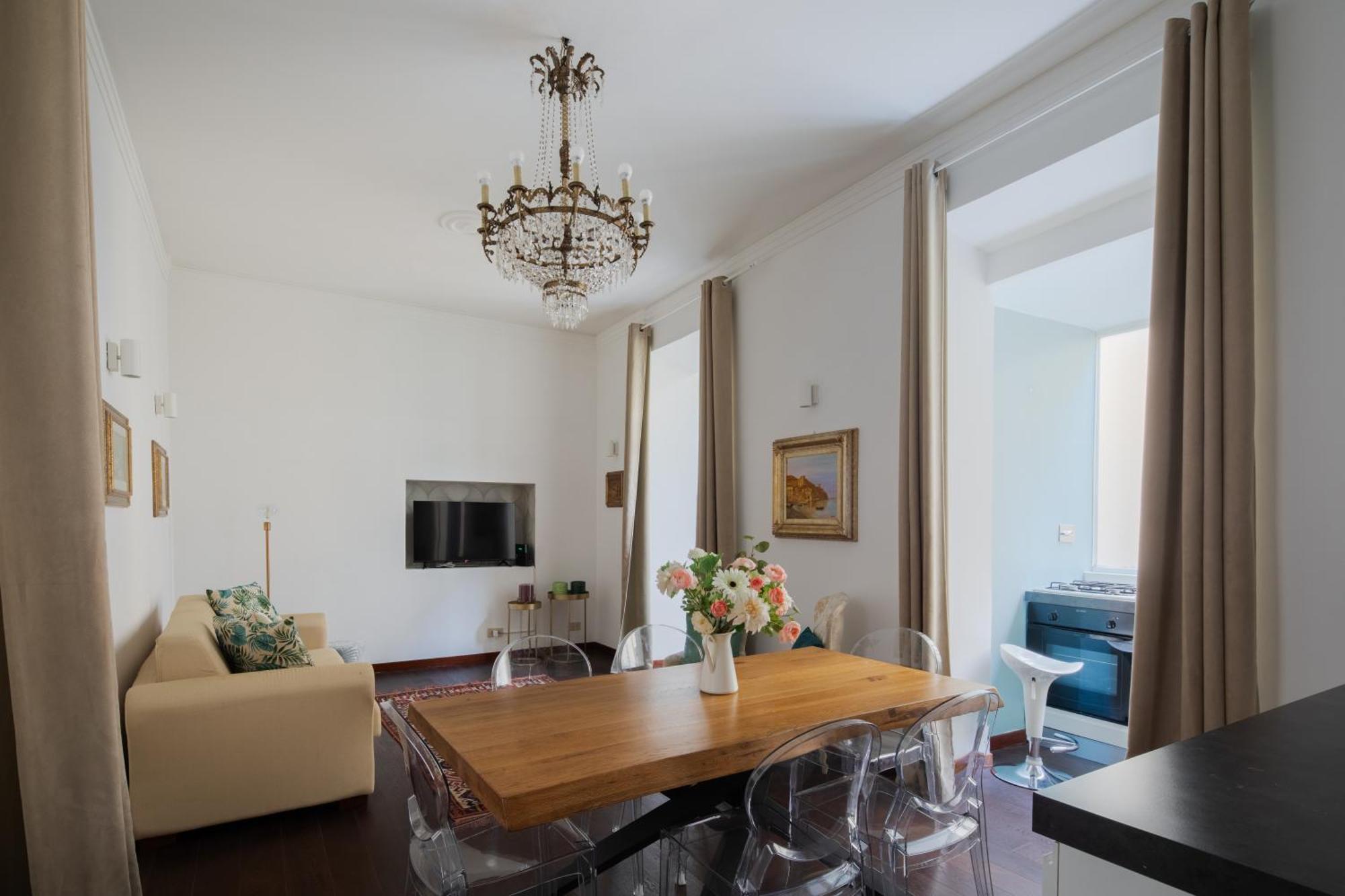 Domus Allegra Trevi Fountain - From 2 To 10 People Apartment