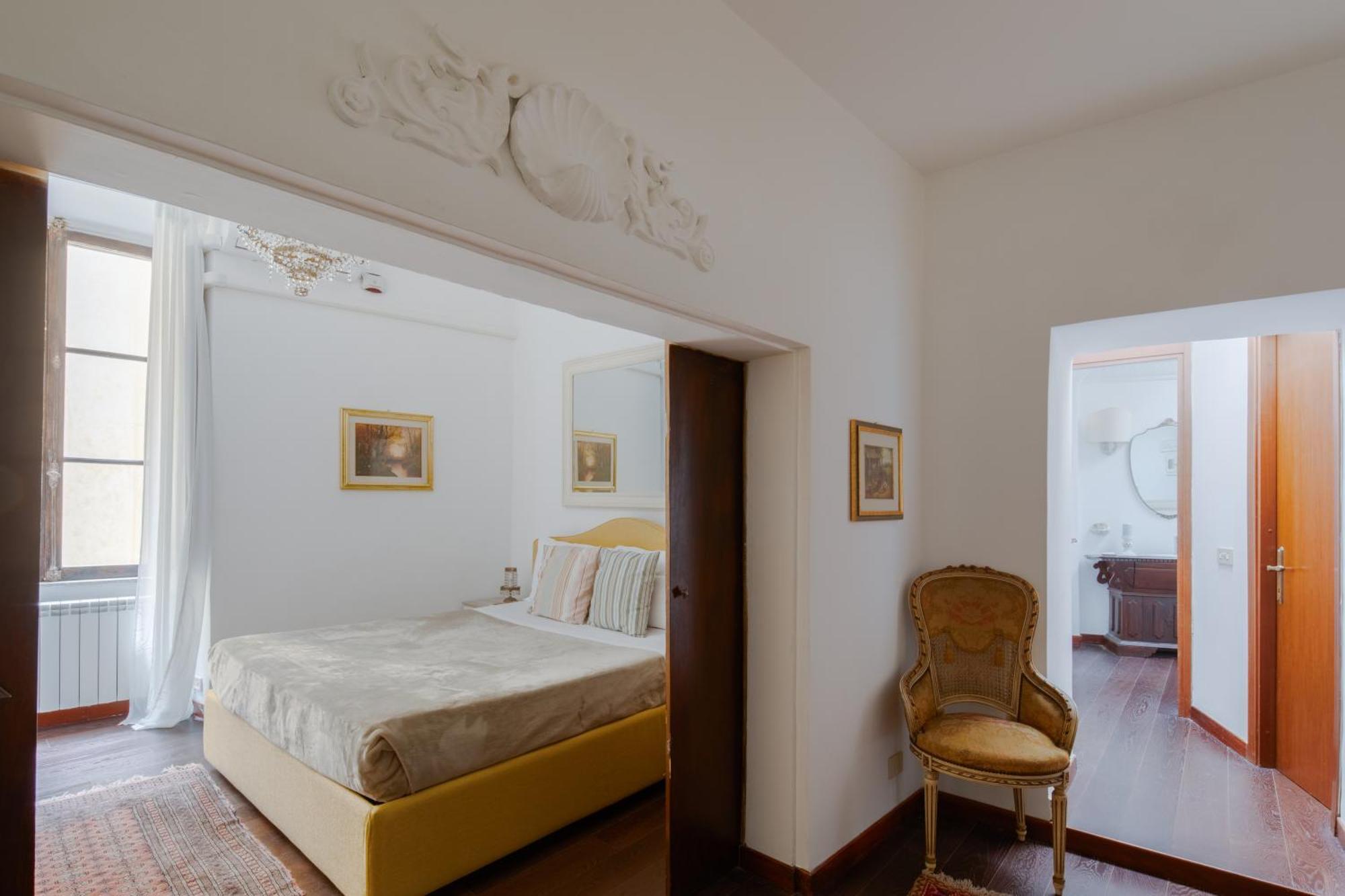 Domus Allegra Trevi Fountain - From 2 To 10 People Apartment