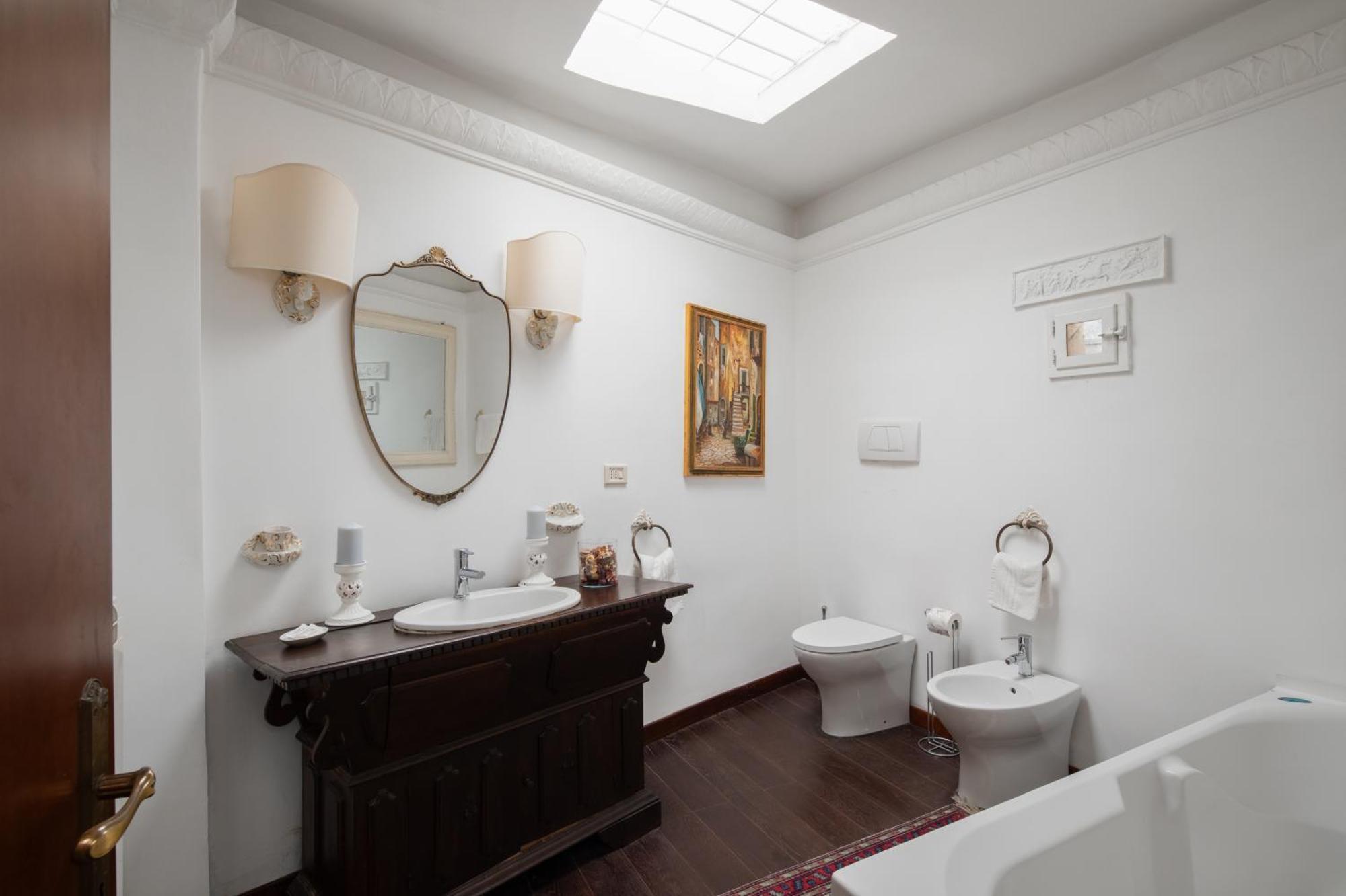 Apartment Domus Allegra Trevi Fountain - From 2 To 10 People